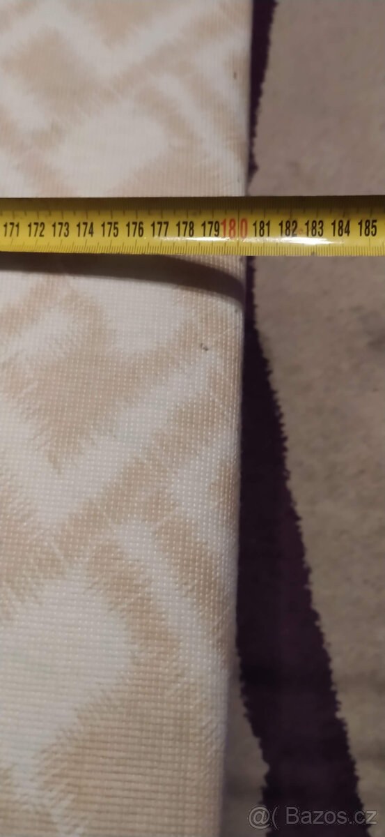 velká sedačka tvaru U - 17