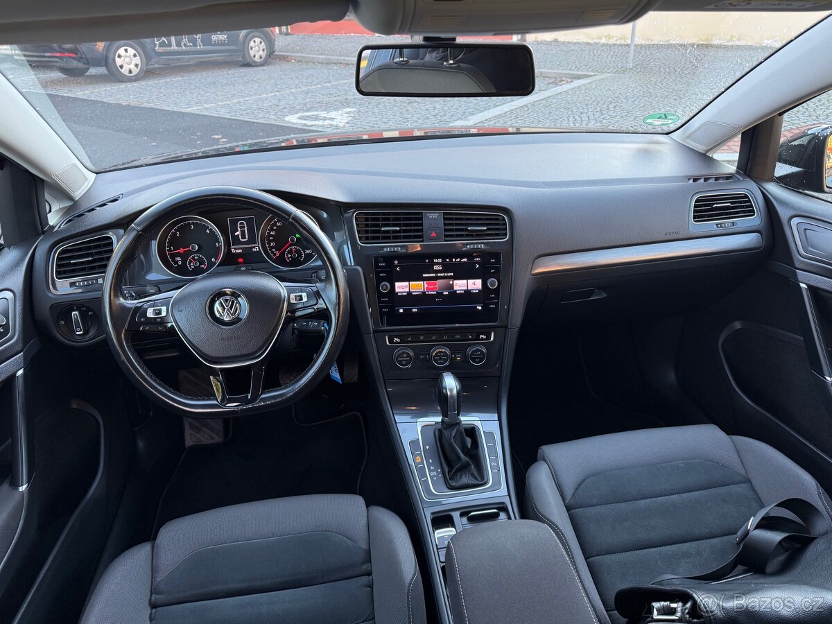 Volkswagen GOLF 1,6 DSG, auta na splátky bez registru - 17