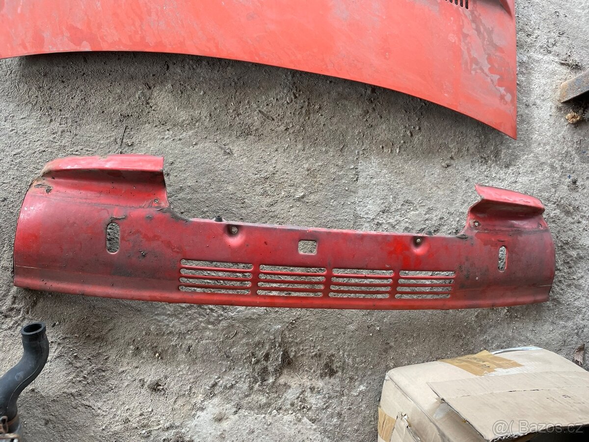 DÍLY NA STARÉ VOZY ŠKODA - 17