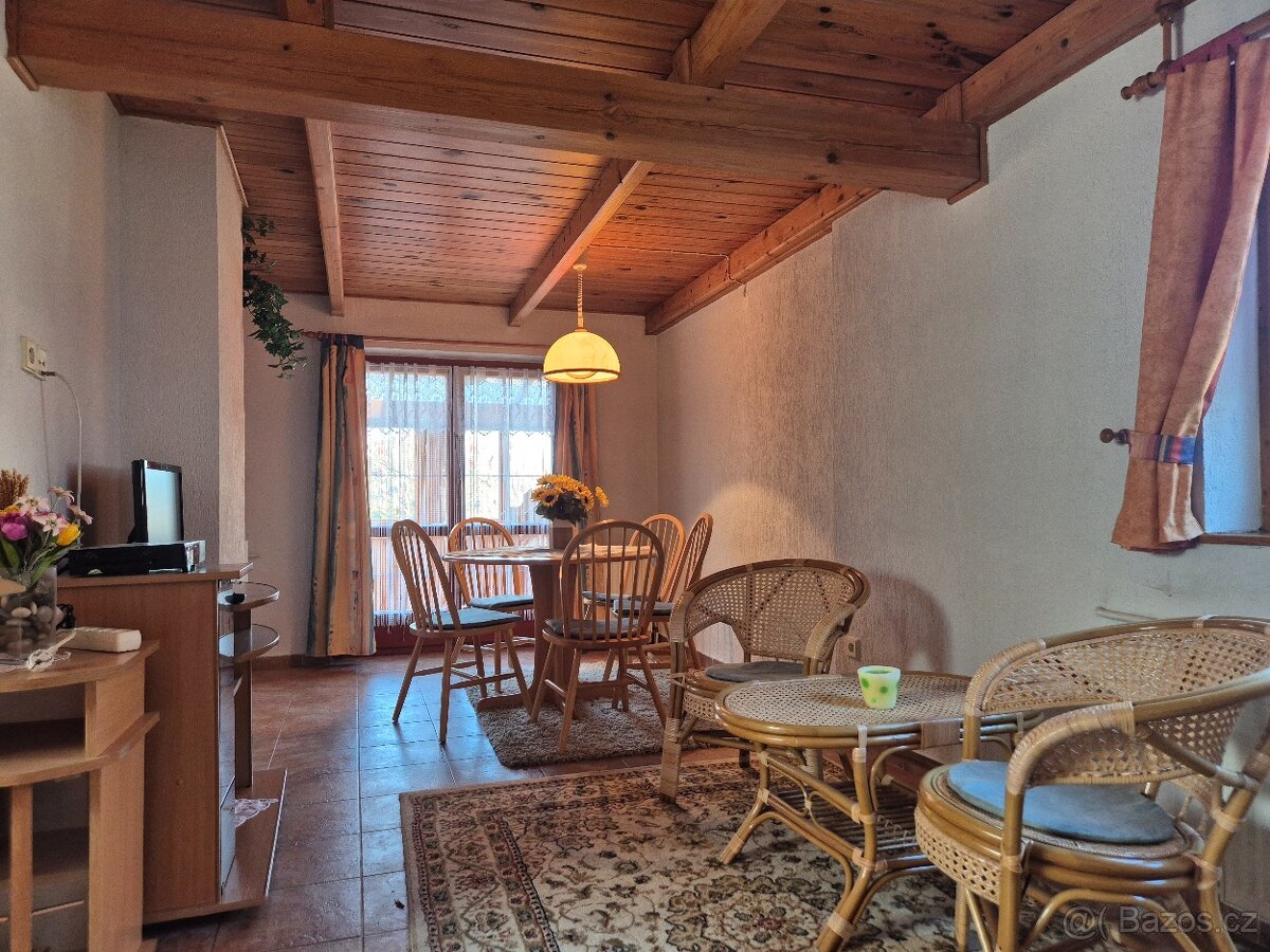 Rodinný dům v Černovicích - 17