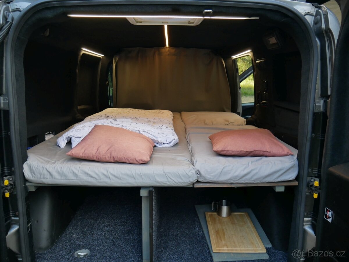 OBYTNÁ MINIDODÁVKA Fiat Dobló 2.0 CRDi 99kW - soběstačná - 17