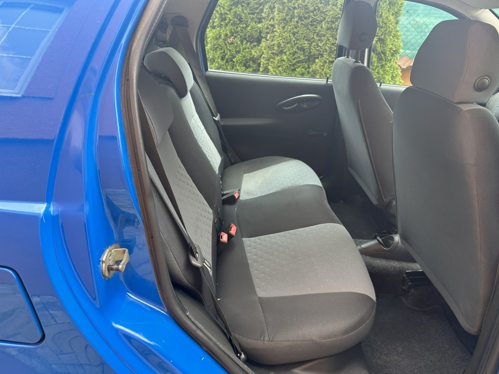 Fiat Punto 1.2i 44kW - 17