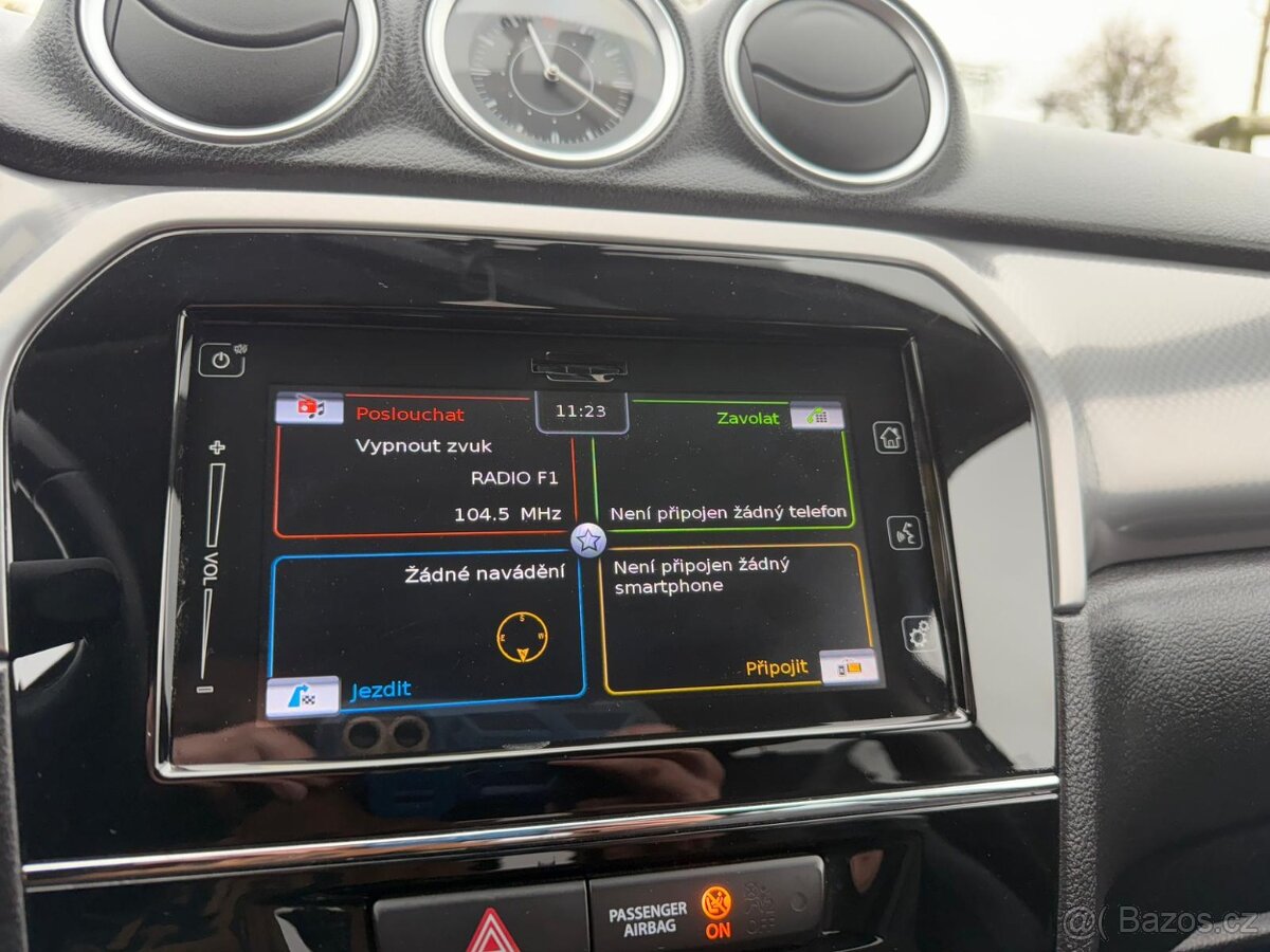 Suzuki Vitara 1.6VVT 88kw 4x4 Automat jen 95.488km KAMERA - 17