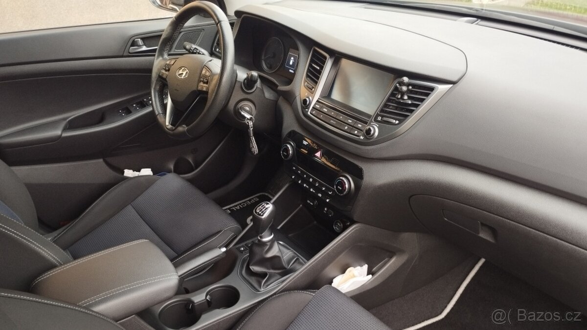 HYUNDAI TUCSON 1,7 CRDi 85kW První majitel Najeto 58 tis.km - 17