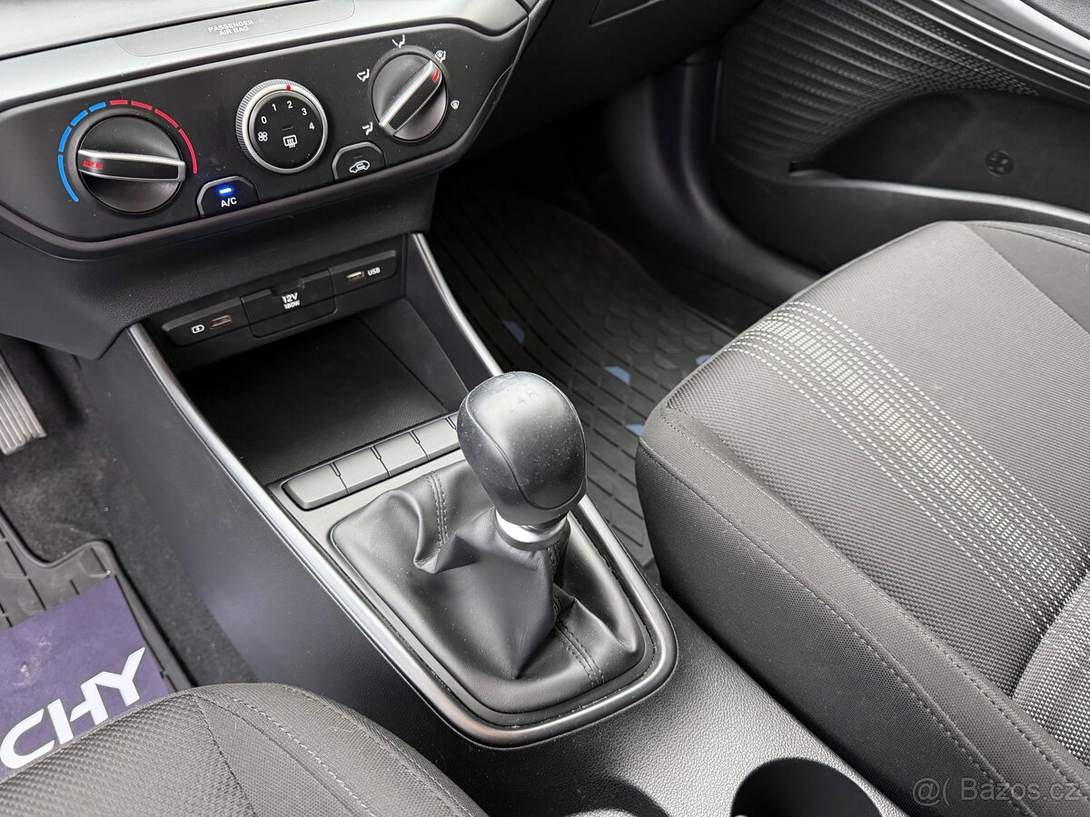 Hyundai i20 / 1.2i 62 kW / 2021 - 17