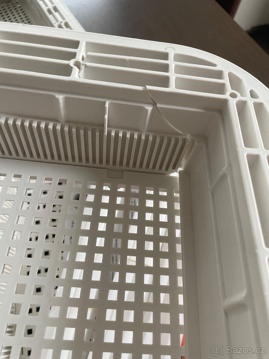 Covattuto poloautomatická líheň na 162 vajec - 17