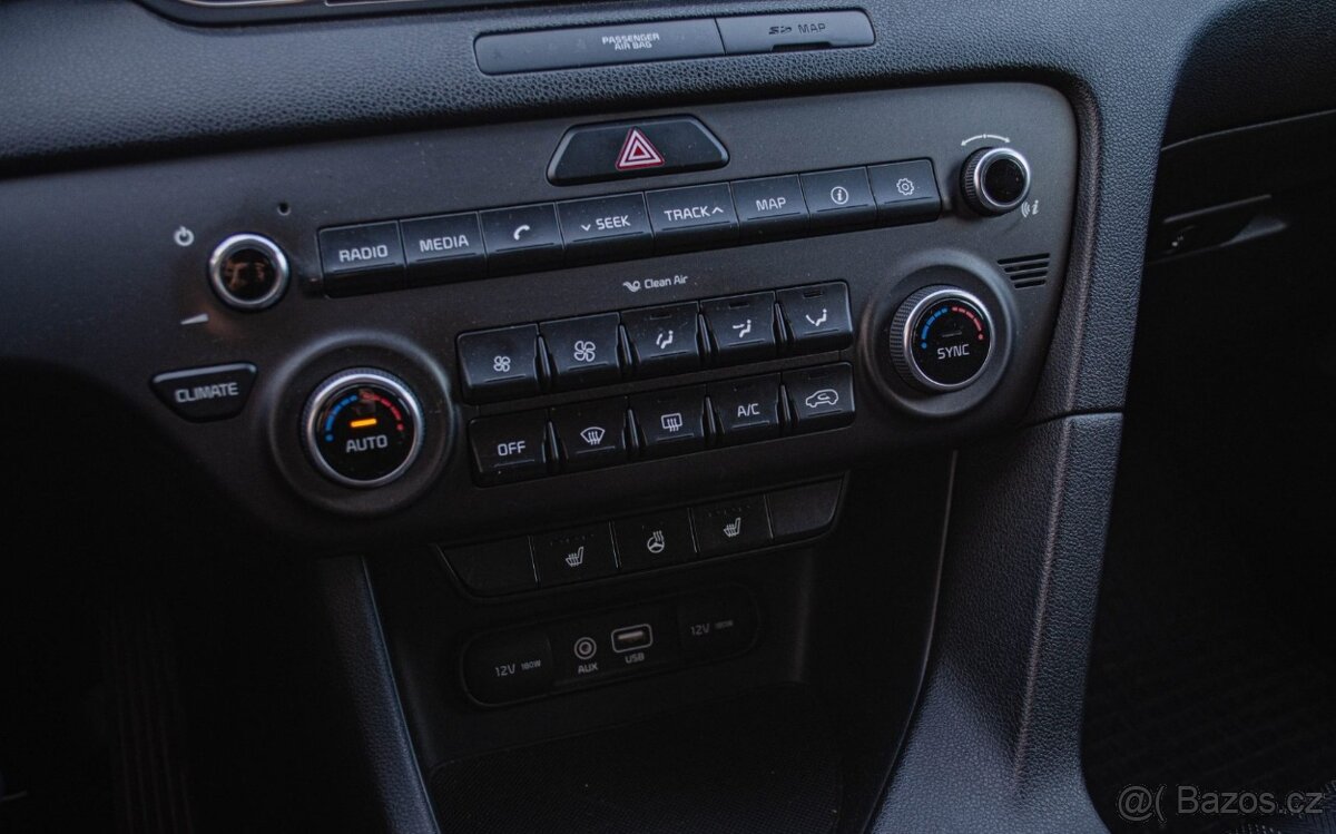 Kia Sportage 2.0 CRDi 4WD AT - 17