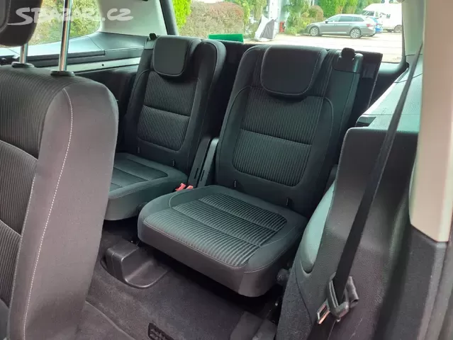 Alhambra 2.0TDI/125kW DSG,7.míst,xenon,tažné,kamera,navi - 17