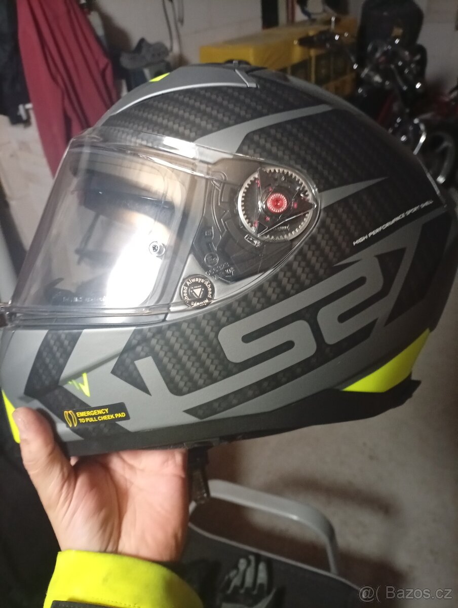 Helma boty rukavice bunda kalhoty - 17