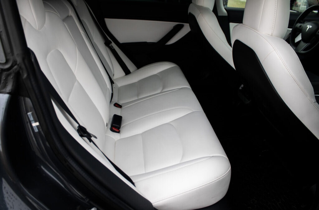 Tesla Model 3 Long Range AWD, 350kW (2019) - 17