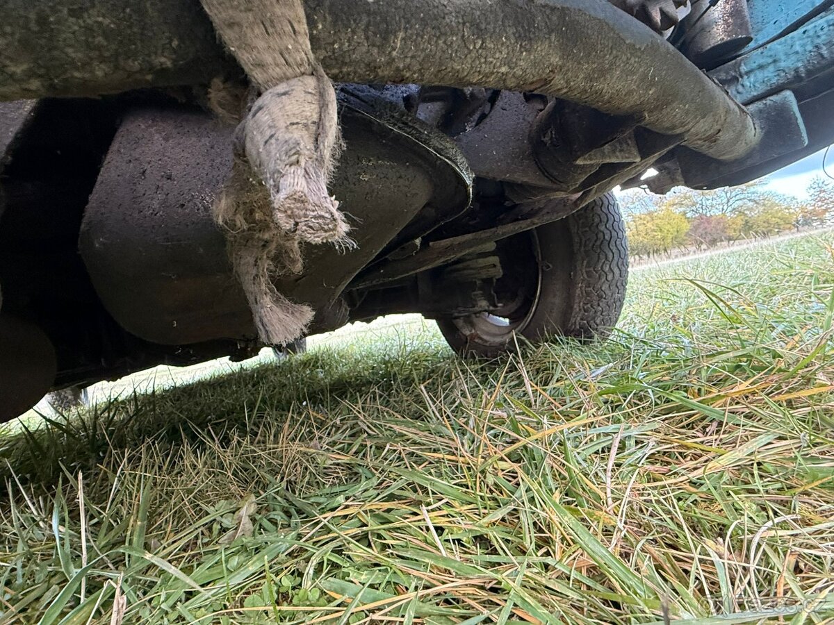 Škoda 100 nálezový stav - 17