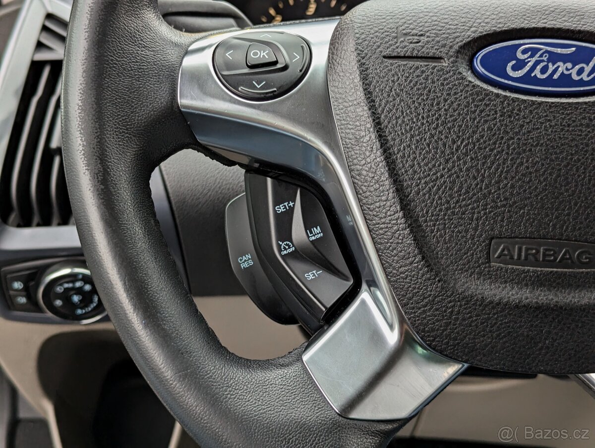 Ford Tourneo Custom TITANIUM 2.2 TDCi 114kW 8 MÍST, KAMERA - 17