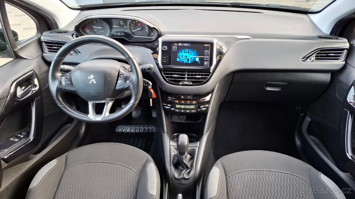 Peugeot 208 1,0 VTI - 50kw. KRÁSNÝ STAV - NAJETO: 70 tis km - 17