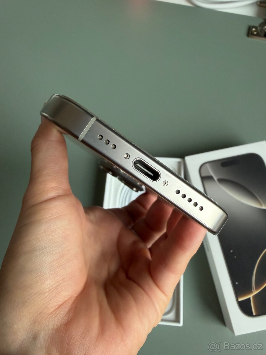 iPhone 16 PRO 256GB Natural Titanium - 17
