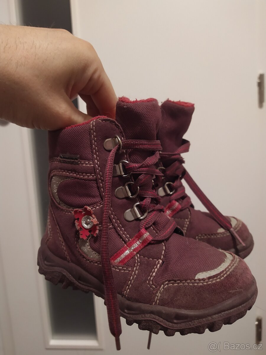 Dětské boty, papuče, gumáky, sandály apod. (B) - 17