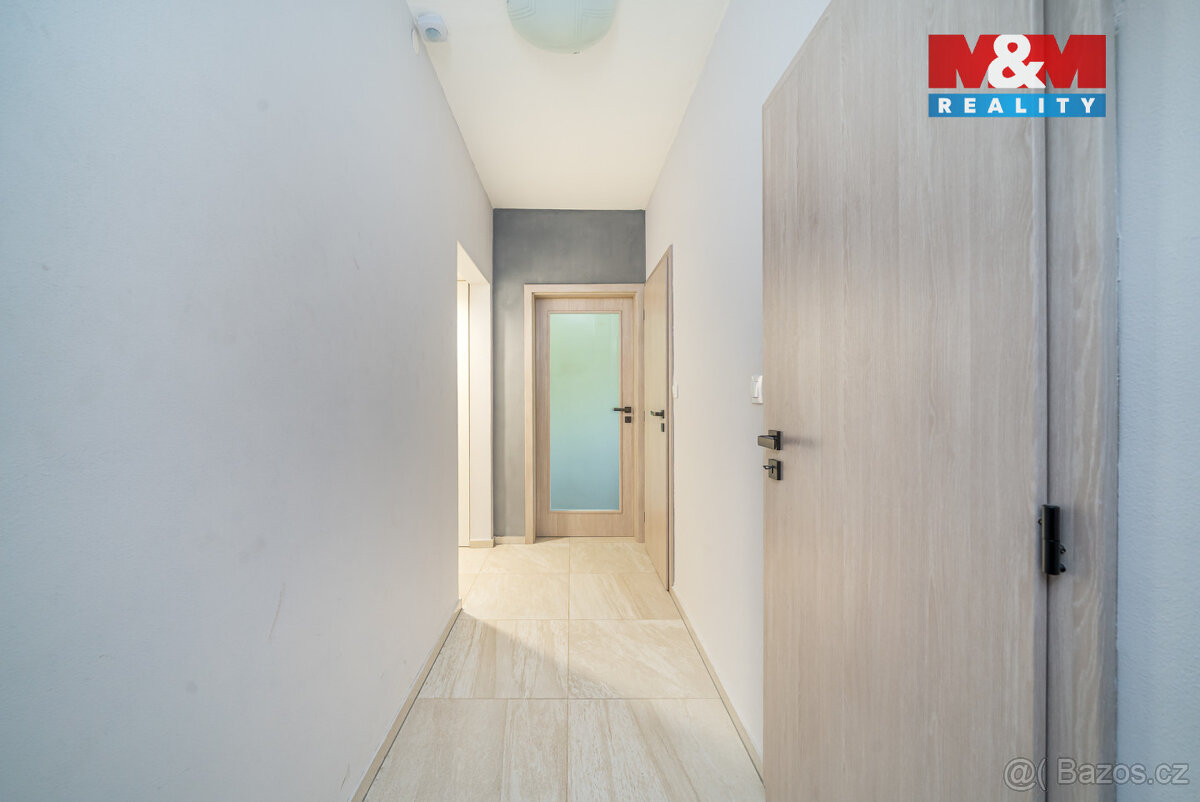 Prodej bytu 3+1, 68 m², Maletín - 17