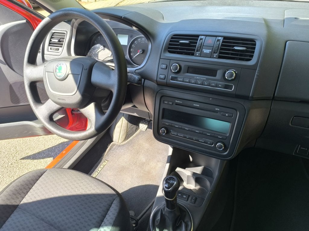 ŠKODA ROOMSTER 1,2 TSI Style Plus - 17