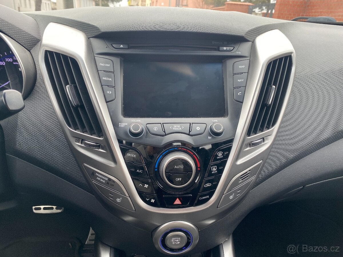 Veloster 1.6i, Premium, Plná výbava, Top stav - 17