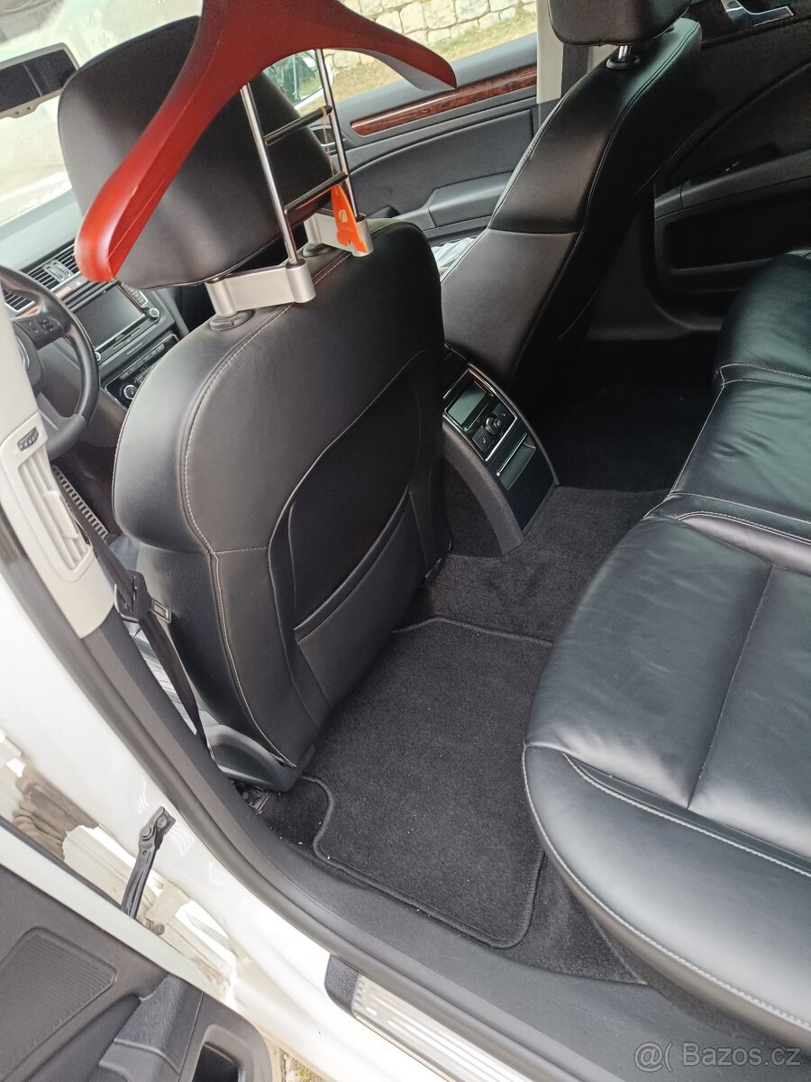 Škoda Superb 2009 3.6 FSI - 17