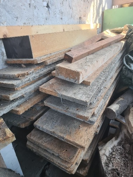 Soubor stavebního nářadí a stavebních hmot - 17