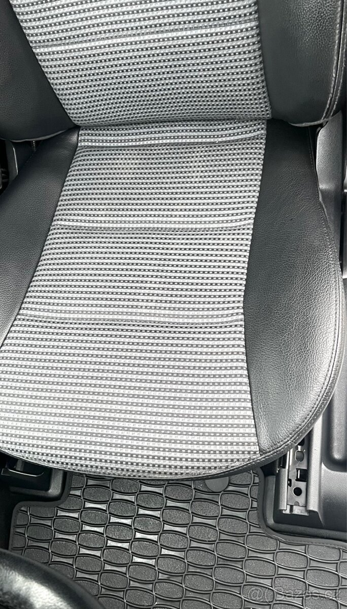 Mercedes Benz třídy B 200 Turbo - 17