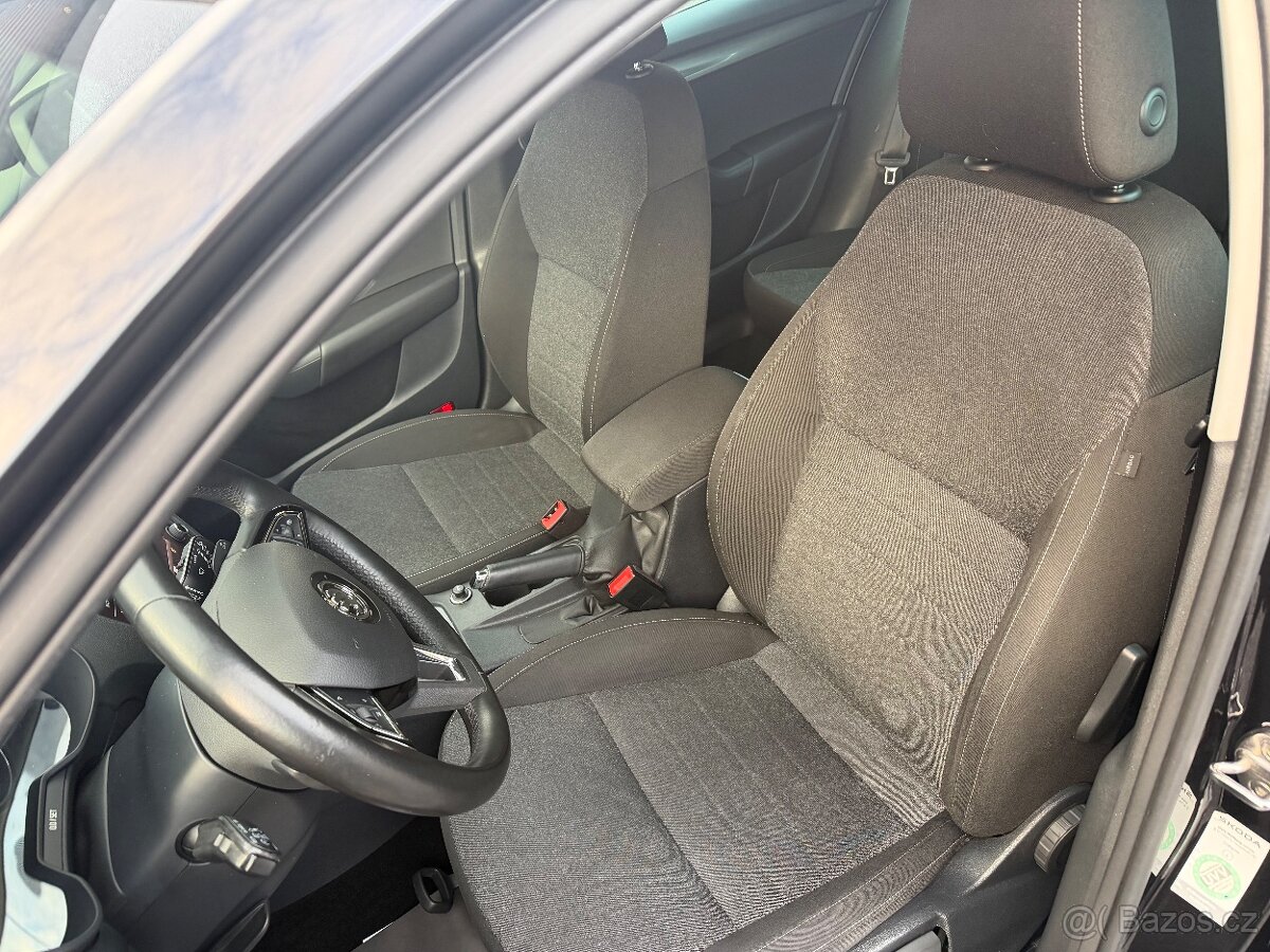 ŠKODA OCTAVIA III FACE SOLEIL 2.0DI 110 KW DSG TAŽNÉ 2020 - 17