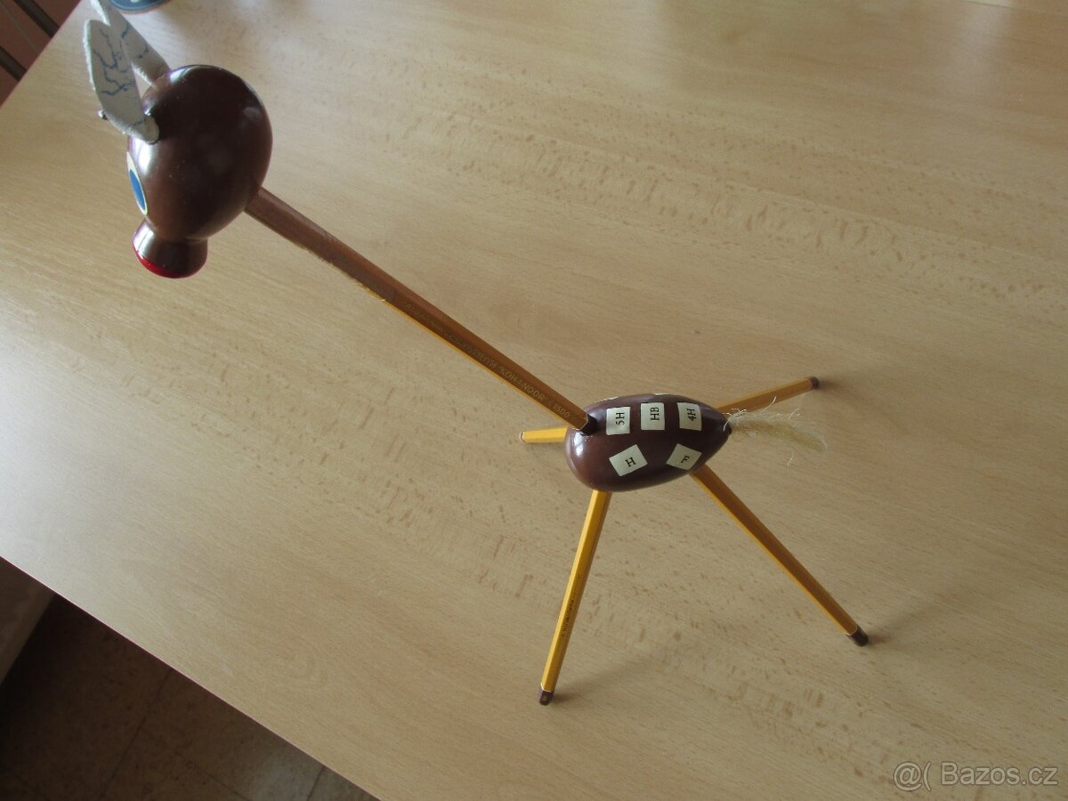 TUHY DO VERSATILEK - 17