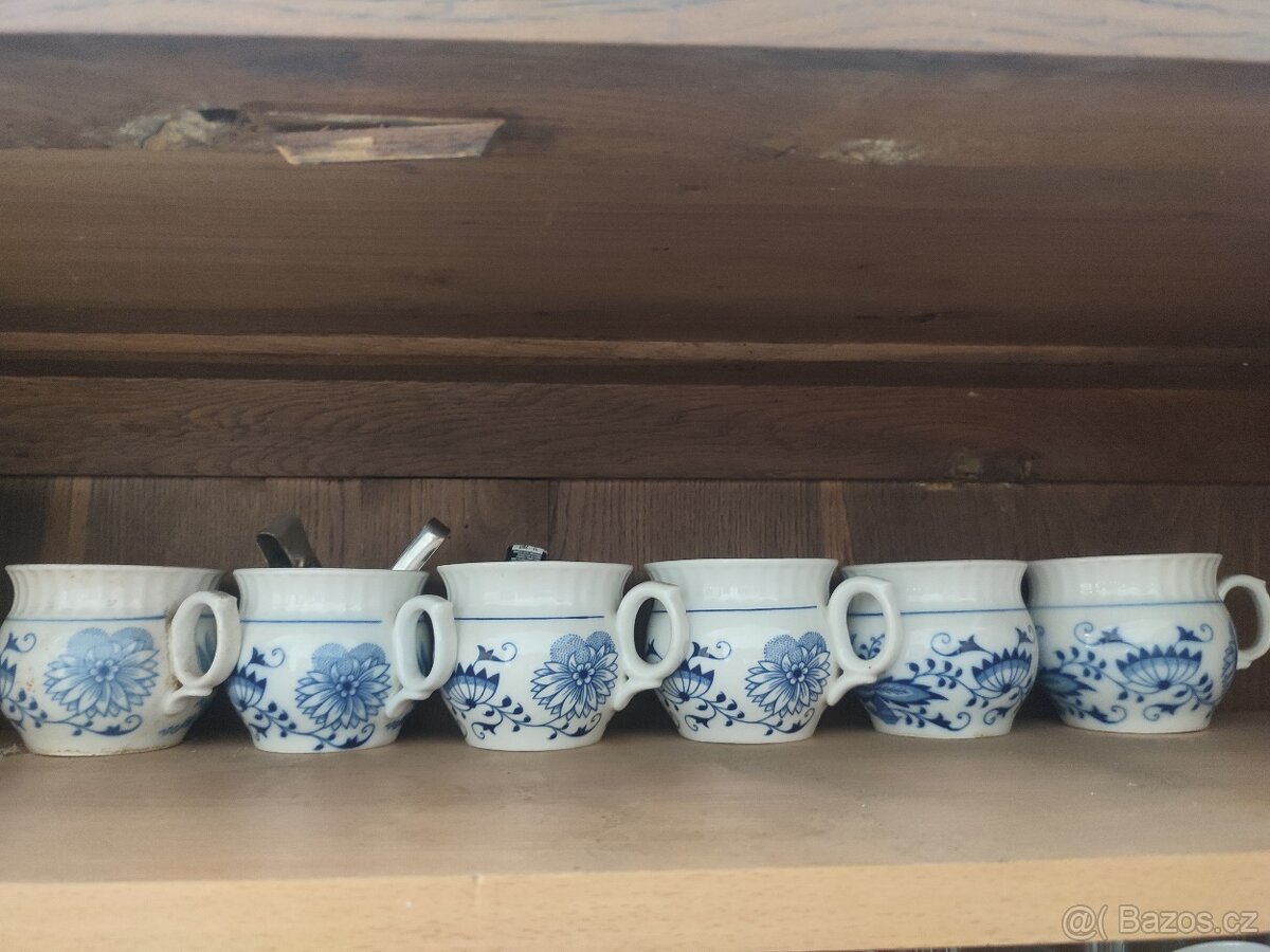 Vázy,sklo,porcelán a jiné - 17