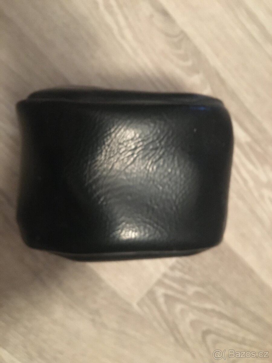 Staré retro fotoaparáty - 17