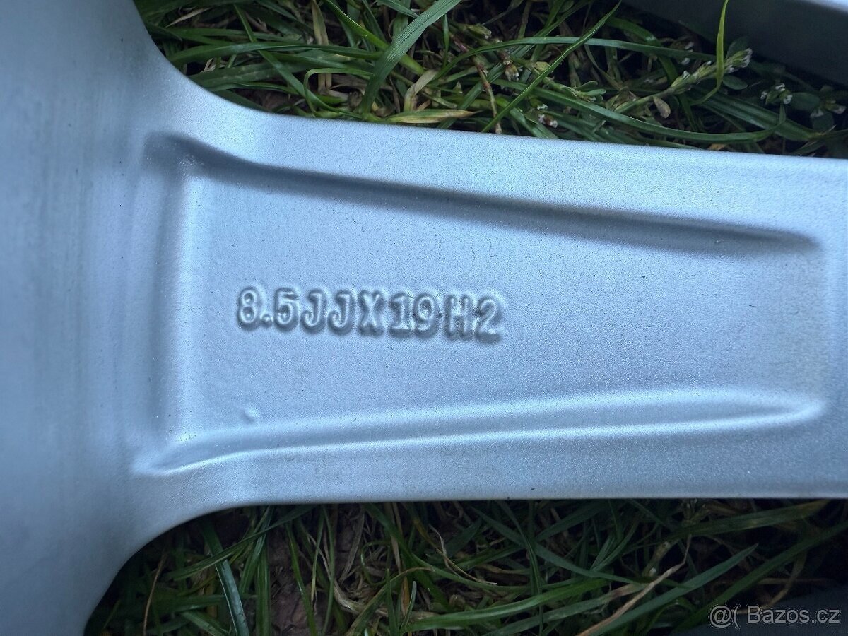 Kompletní letní Alu kola MAM 8 - 225/35 ZR19 XL - 5x100/112 - 17