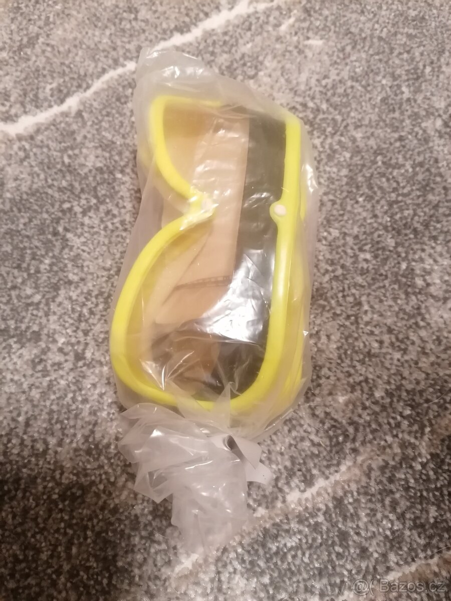 Retro helma kokoska originál stav - 17