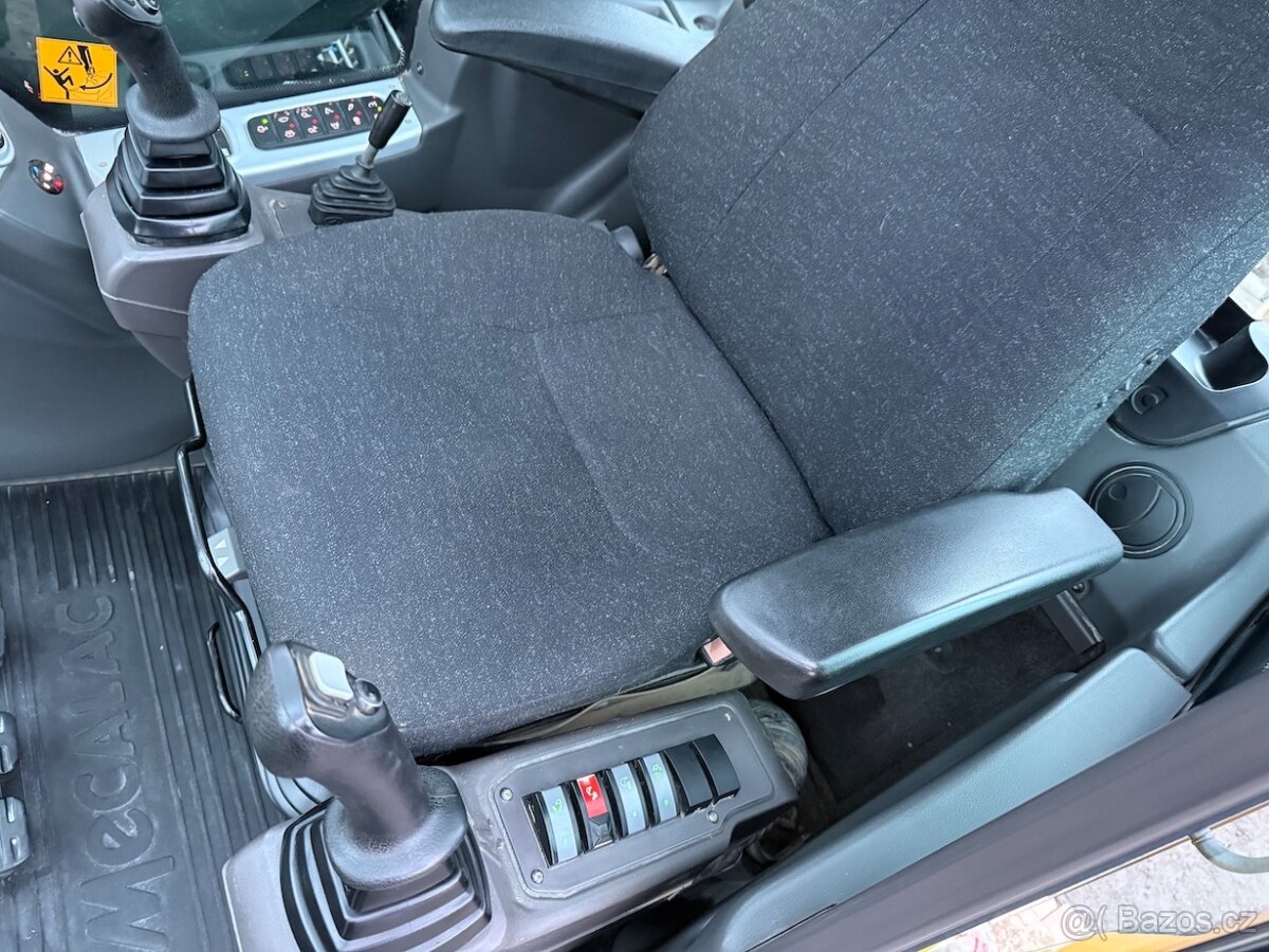 MECALAC 8MCR ,r.v. 2021, klima, dobrý stav - 17