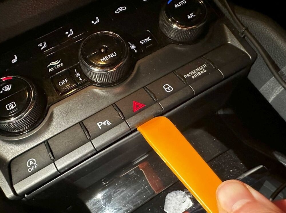 DEAKTIVATOR SYSTÉMU START STOP - 17