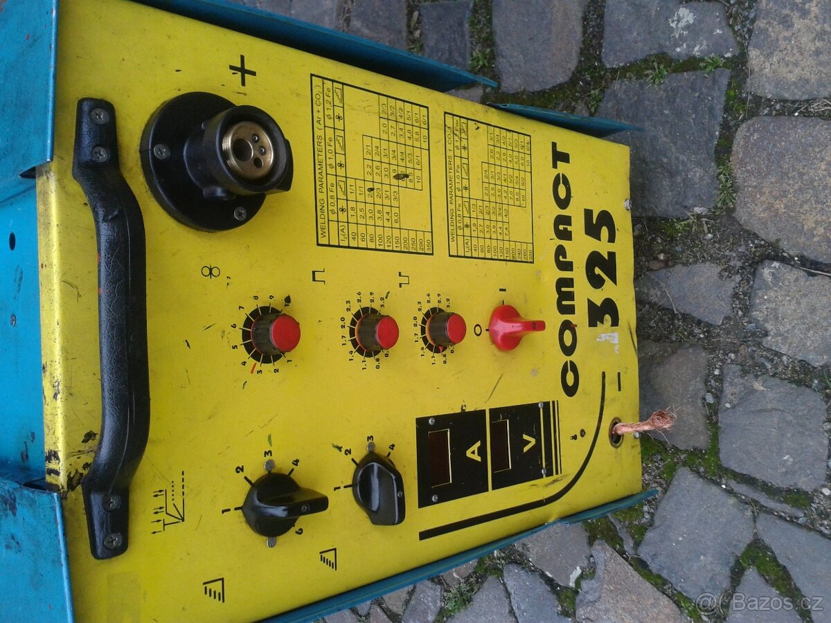 CO2 svářečka ETP Autocomp 325 - 17