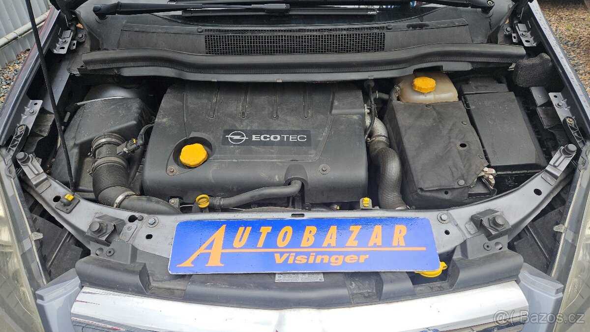 OPEL ZAFIRA 1,9 CDTI 7 Míst - 17