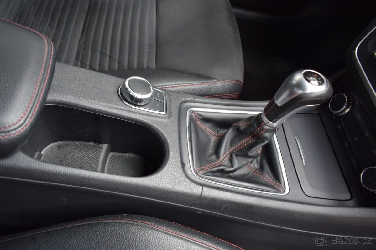 Mercedes-Benz Třídy A 200 CDi/2014/MANUÁL/KŮŽE/STYLE - 17