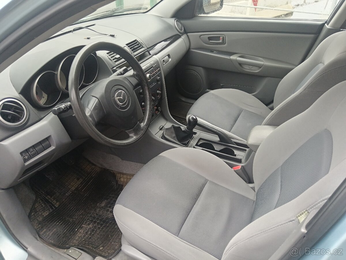 mazda 3 - 17