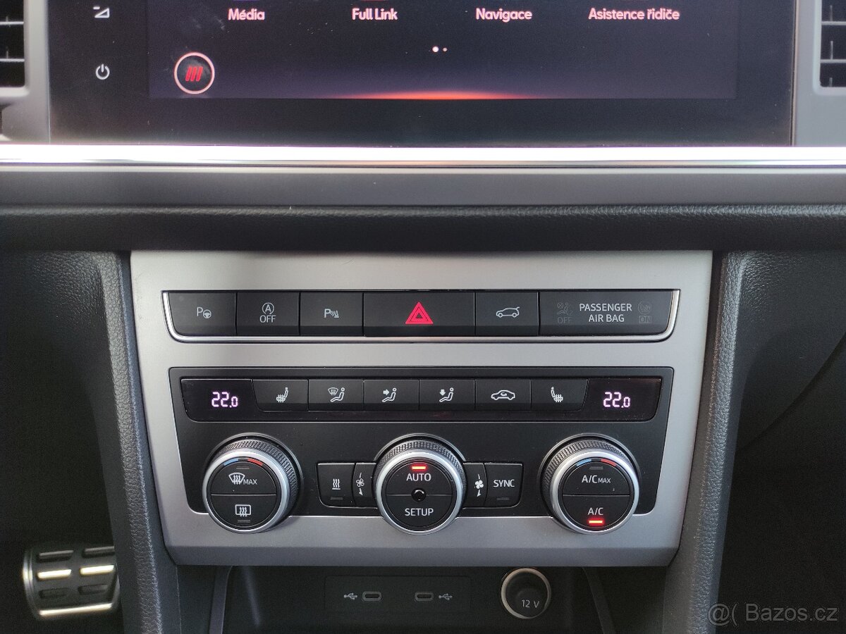 Seat Ateca DSG FR 4Drive VIRTUAL WEBASTO BEATS KAMERA TAŽNÉ - 17