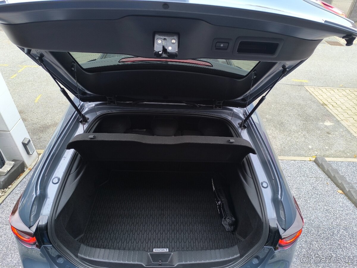 Mazda 3 BP 2.0 Skyactiv G122 KAMERA, TAŽNÉ +++KRASAVICE+++ - 17