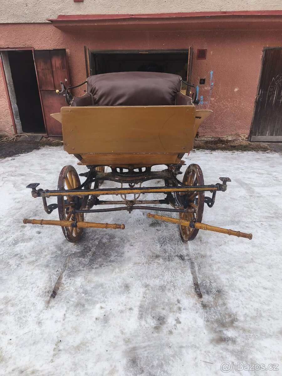 Prodám bryčku krásný stav - 17