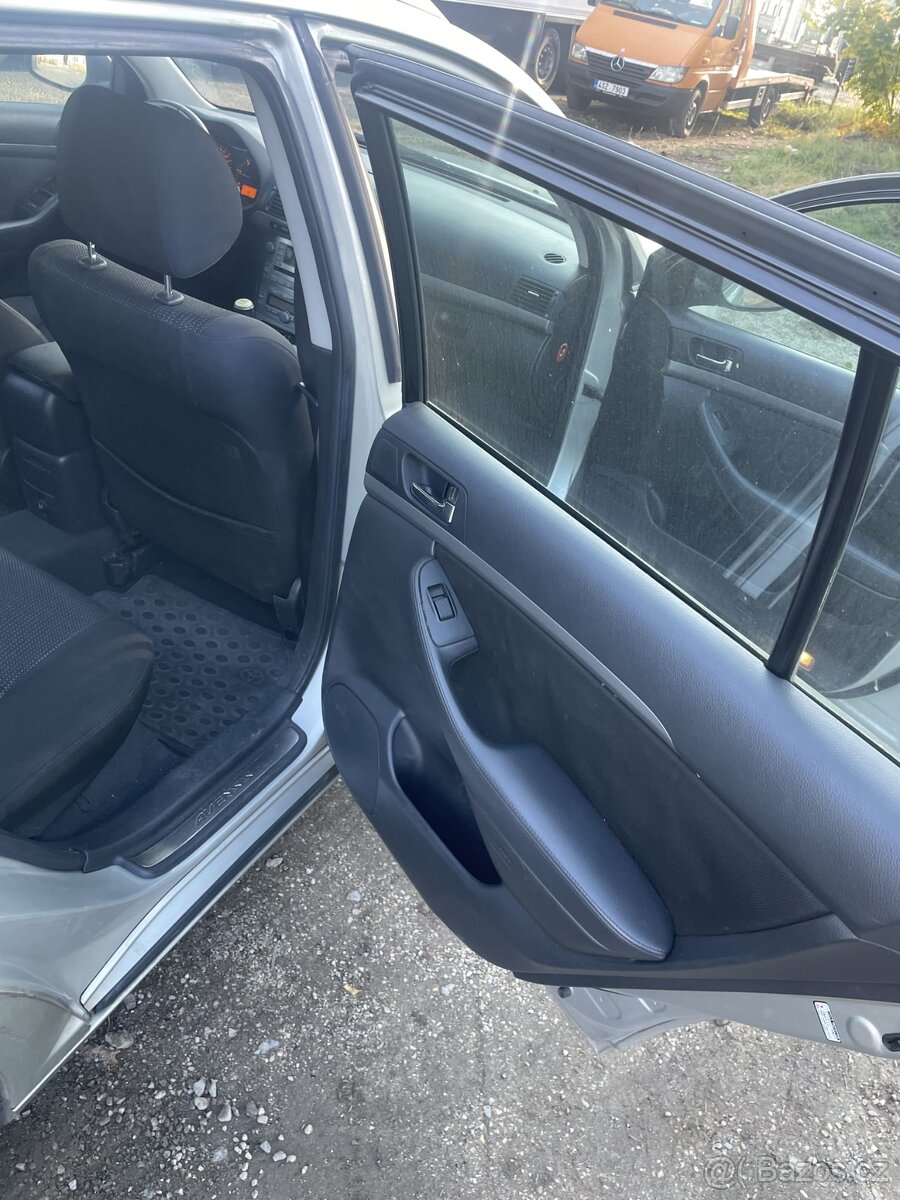 Toyota Avensis 2004 2.0 d4d 85kw - 17