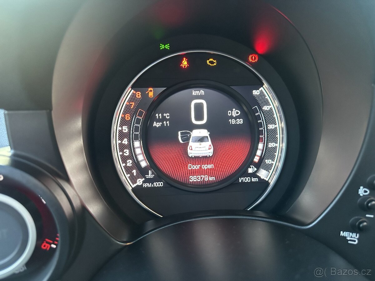 ABARTH 695 36000KM AKRAPOVIČ PRAVIDELNÝ SERVIS TOP STAV - 17