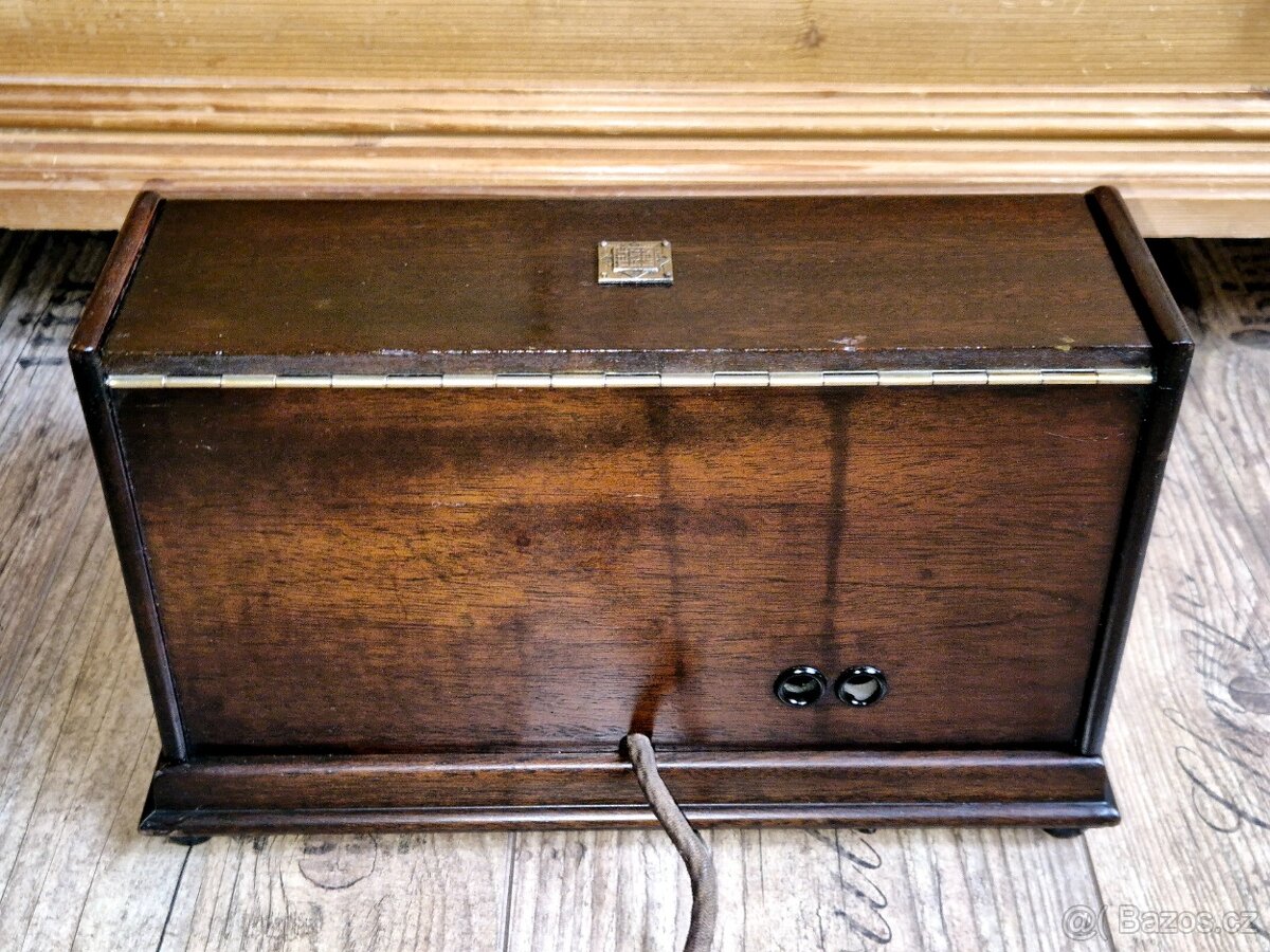 Starožitné rádio Telefunken 4A, rok 1928, Německo - 17