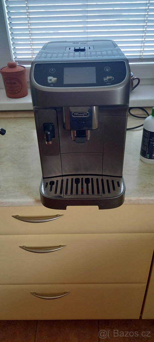 Prodám DeLonghi Magnifica Plus - 17