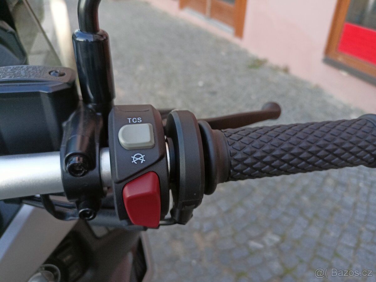 Voge SR1 125 ADV, DPH, ČR - 17