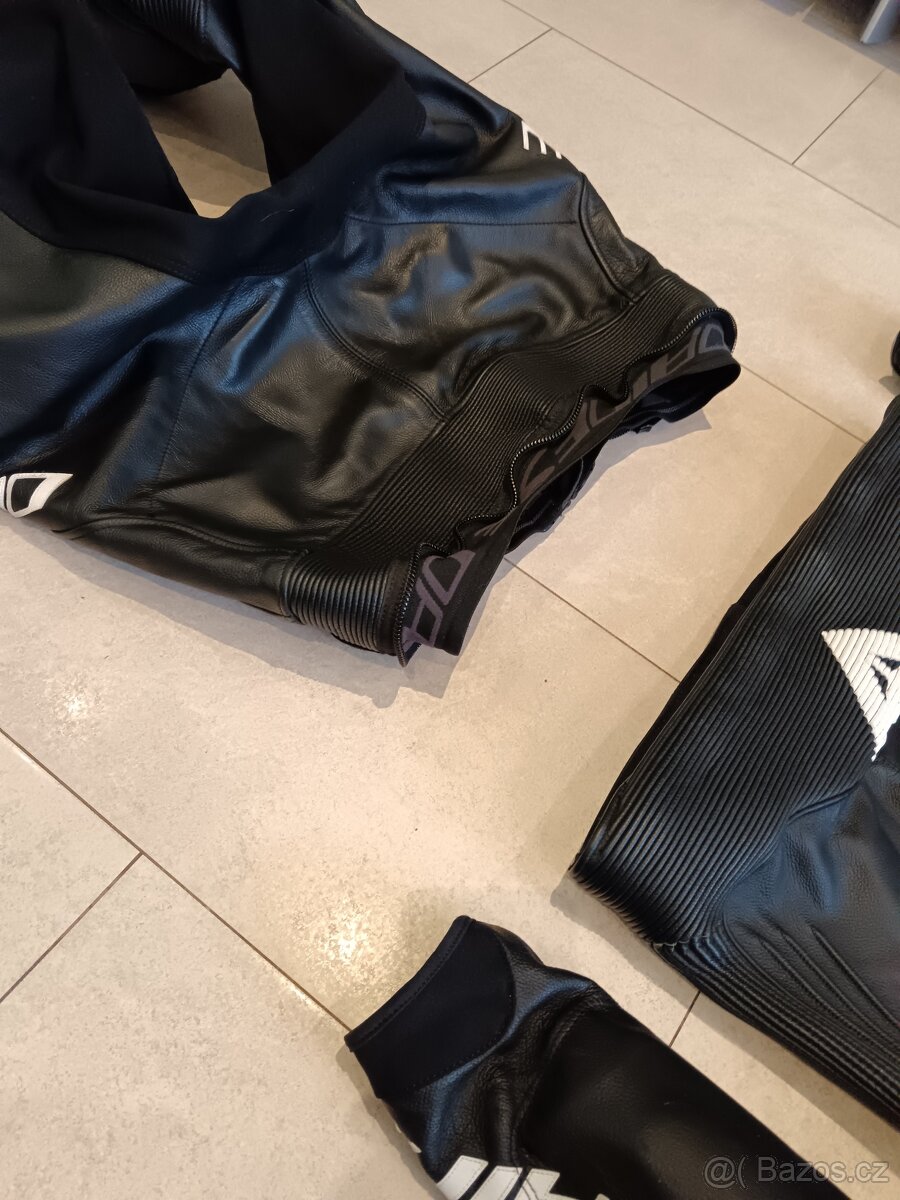 Dainese Laguna Seca 5-Pánská kožená moto kombinéza, dvoudíl - 17