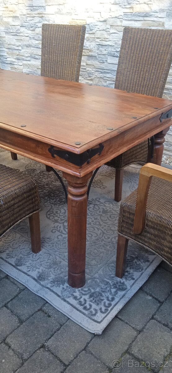 Jídelní masivní dřevěný stůl palisandr+6 ratanových židlí - 17