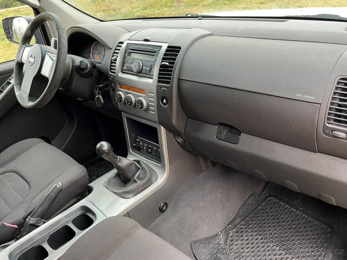 Nissan Pathfinder 2.5DDTi 4x4 - 17