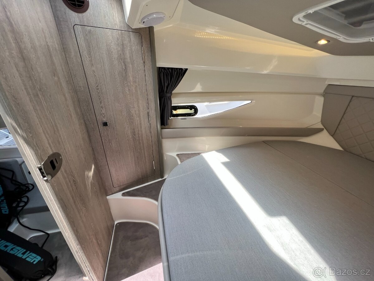 QUICKSILVER Activ 805 WEEKEND + MERCURY F 225 V6 EFI EXLPT D - 17