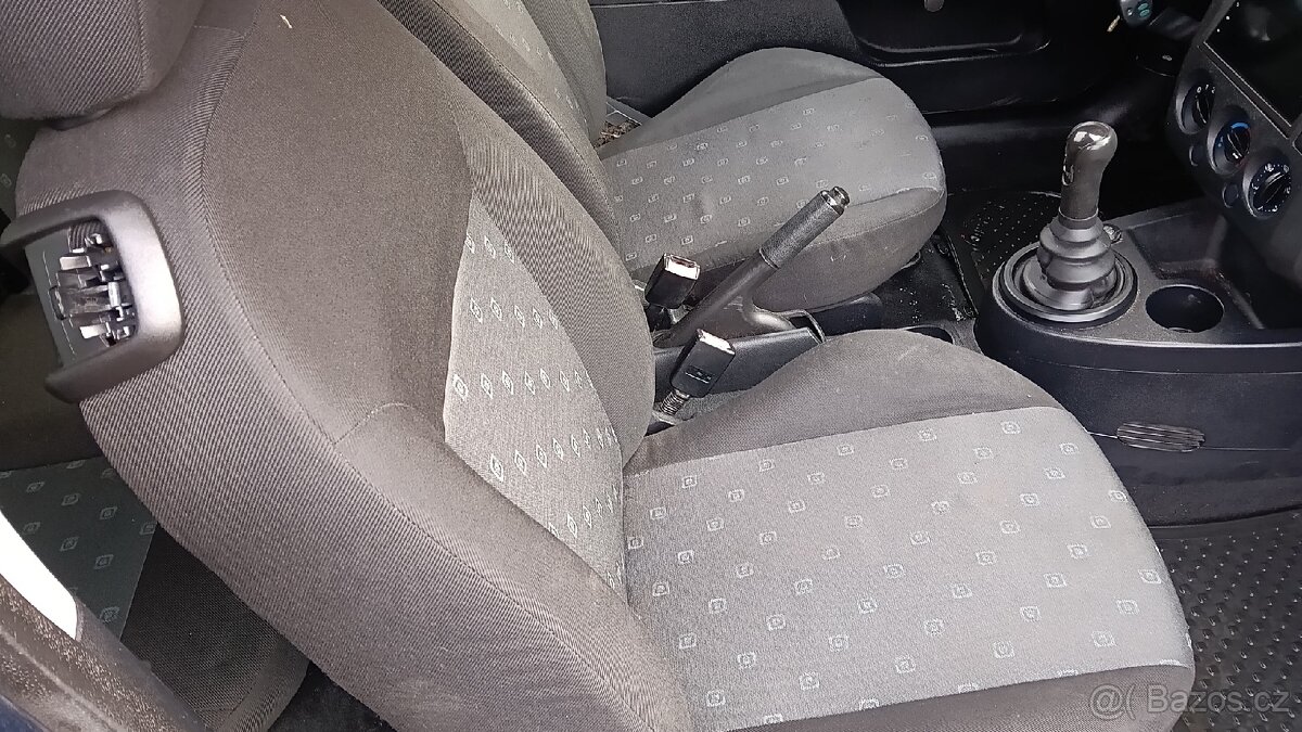 Ford fiesta 1.3i-51kw,rok2003,stk 10/26,org. Km - 17